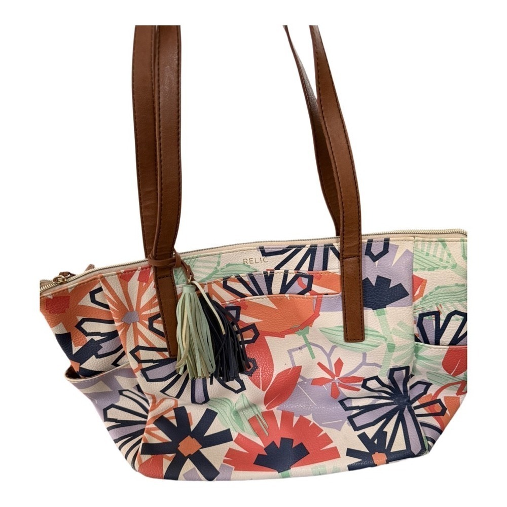 Relic Oh Happy Day Daisy Tote Bag Purse Hangbag White with Floral Medium Size